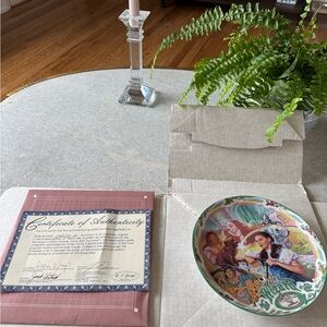 Wizard of Oz Decorative Collector Plate - Colorful Artware
